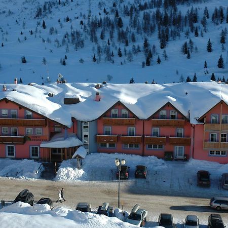 Hotel Panorama Passo del Tonale Exterior photo